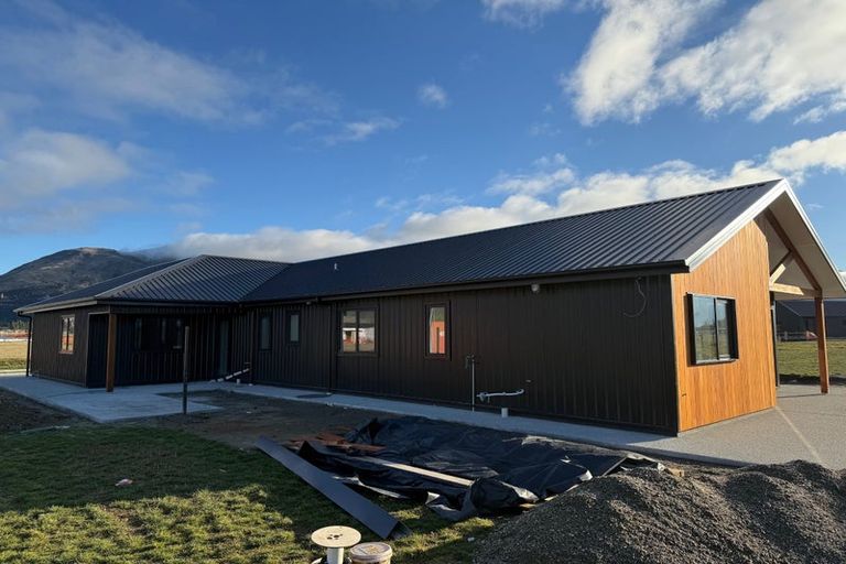 Photo of property in 31 Packer Road, Wanaka, 9382