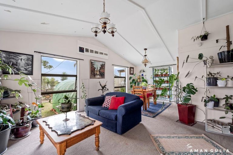 Photo of property in 10 Alnack Place, Torbay, Auckland, 0630