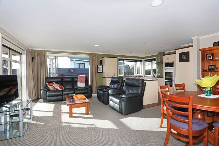 Photo of property in 39 Pukepapa Road, Marton, 4710