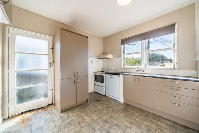 Photo of property in 26-26a Amundsen Grove, Stokes Valley, Lower Hutt, 5019