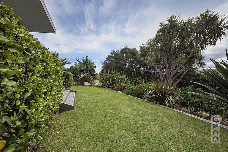 Photo of property in 10 The Rise, Waimauku, 0812