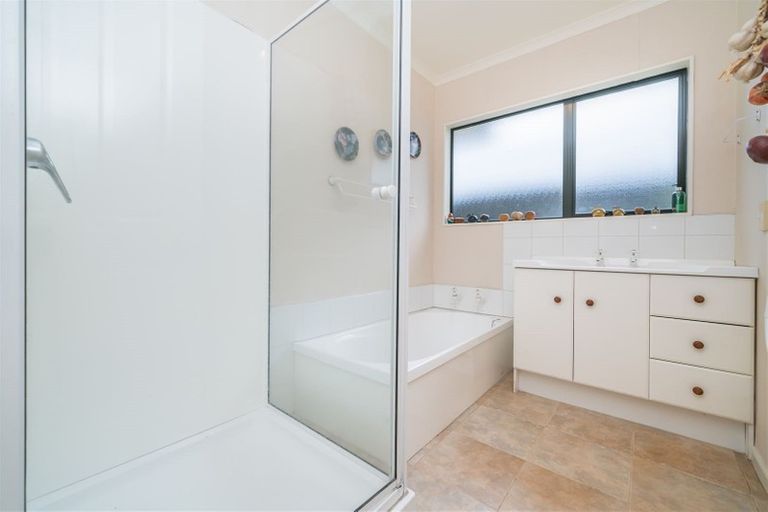 Photo of property in 6a Franklin Avenue, Hokowhitu, Palmerston North, 4410