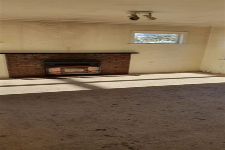 Photo of property in 4 Matai Street, Tokomaru, Palmerston North, 4474