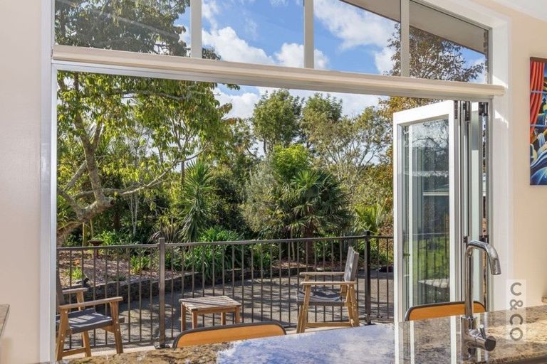 Photo of property in 584 Ridge Road, Riverhead, Albany, 0793