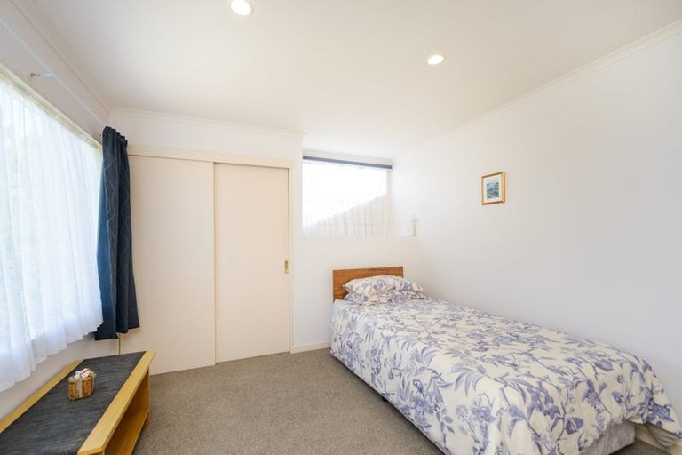 Photo of property in 3 The Glen, Hokowhitu, Palmerston North, 4410