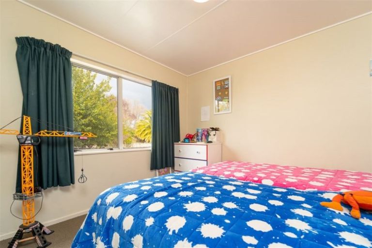Photo of property in 8b Kupe Drive, Carterton, 5713
