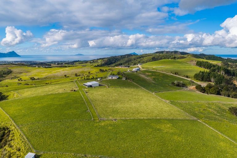 Photo of property in 579 Ormiston Road, Ruakaka, Waipu, 0582