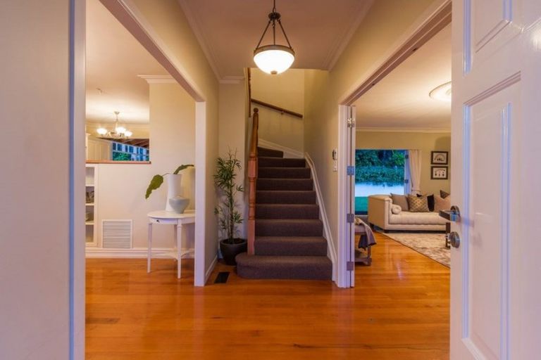 Photo of property in 2/57 Rock Isle Road, Torbay, Auckland, 0630