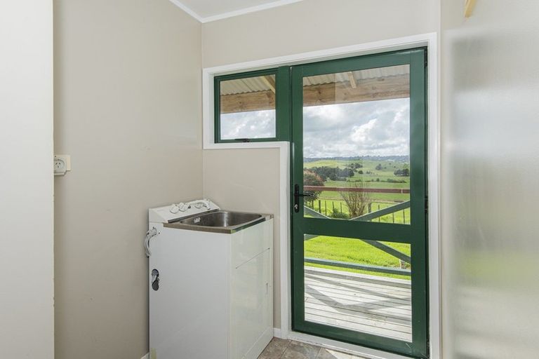 Photo of property in 33 Johnson Road, Hukerenui, Hikurangi, 0182