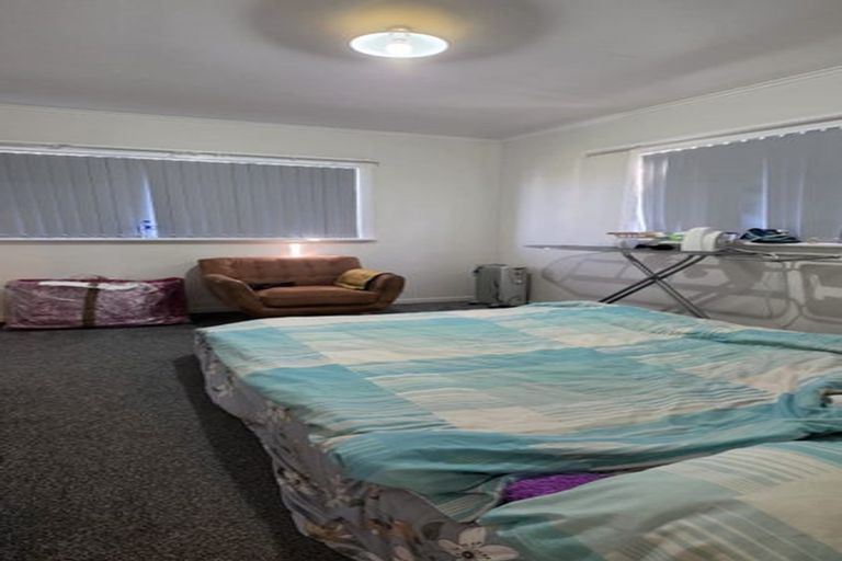 Photo of property in 26 King Edward Avenue, Papakura, 2110