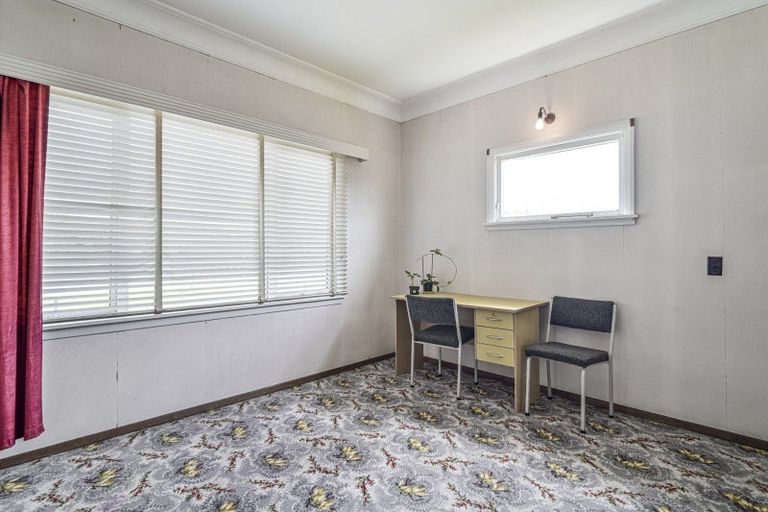 Photo of property in 216 Grove Road, Mayfair, Hastings, 4122