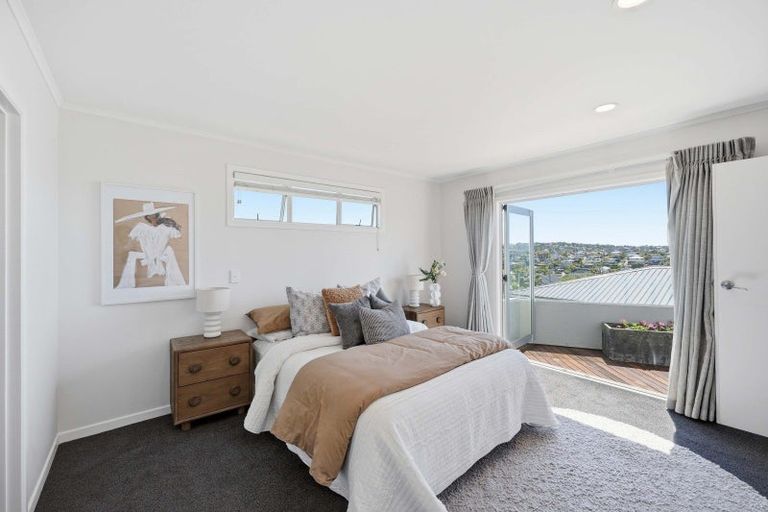 Photo of property in 1/22 Rothesay Bay Road, Rothesay Bay, Auckland, 0630