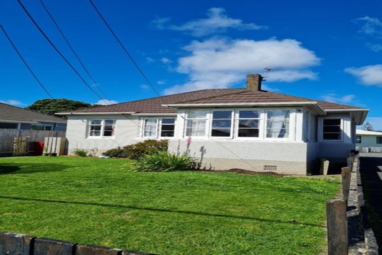 Photo of property in 25 Gadsby Street, Avalon, Lower Hutt, 5011