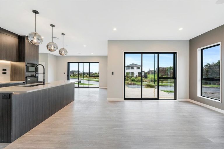 Photo of property in 32 Ta Moko Drive, Gulf Harbour, 0930