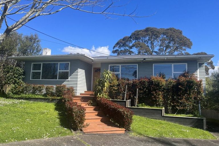 Photo of property in 126 Flanshaw Road, Te Atatu South, Auckland, 0610