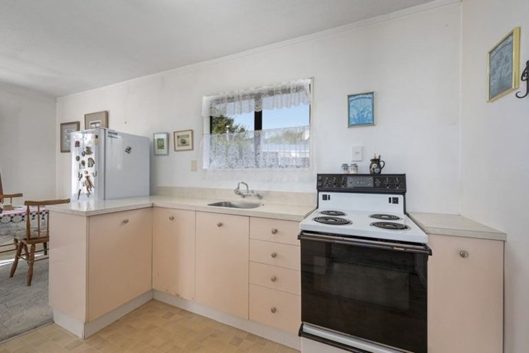 Photo of property in 20 Topaz Street, Birchville, Upper Hutt, 5018