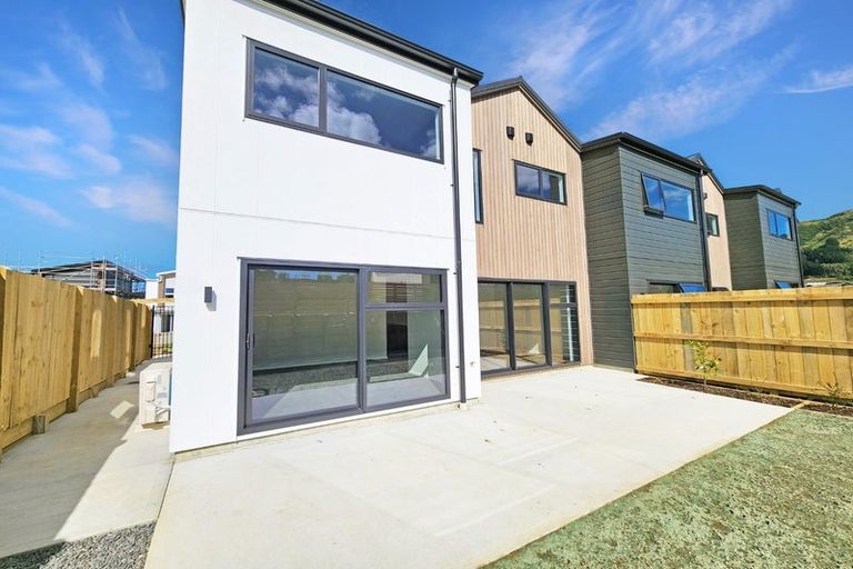 Photo of property in 7 Ruru Lane, Hurworth, New Plymouth, 4310