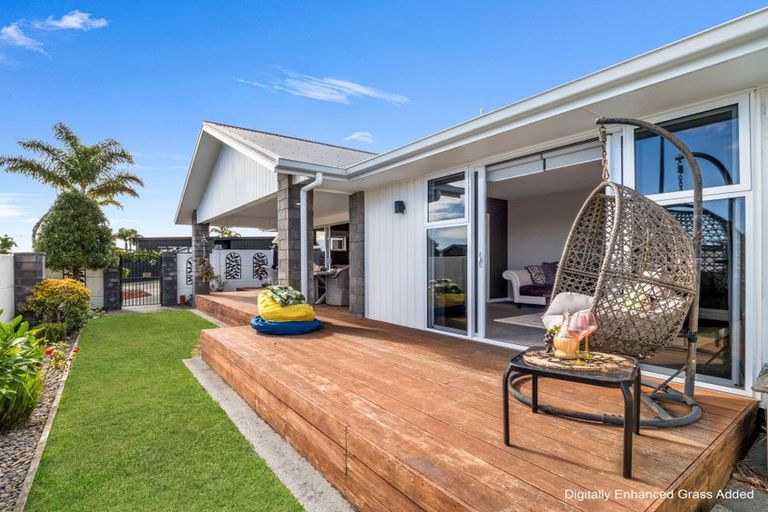 Photo of property in 60a The Boulevard, Papamoa Beach, Papamoa, 3118