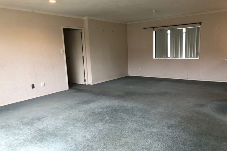 Photo of property in 146b Settlement Road, Papakura, 2110