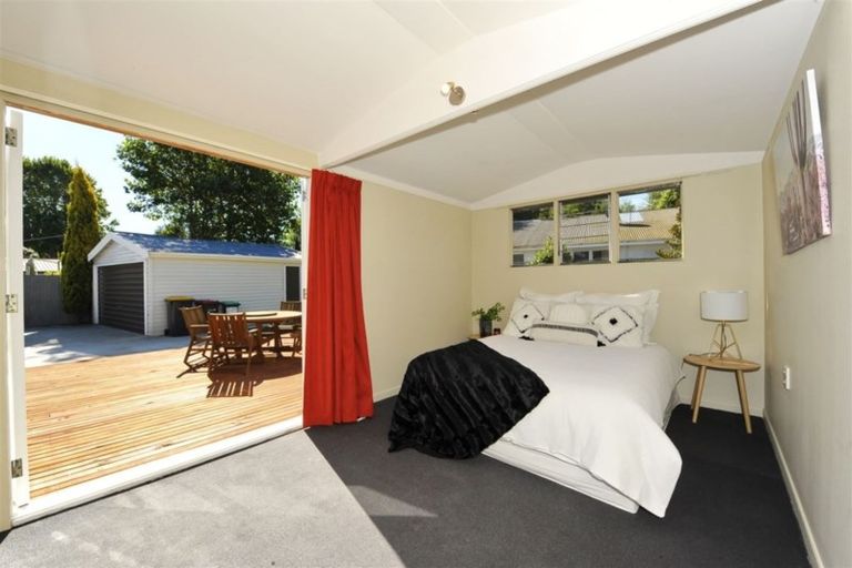 Photo of property in 152 Condell Avenue, Papanui, Christchurch, 8053