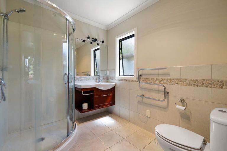 Photo of property in 25 Somerton Drive, Huntington, Hamilton, 3210