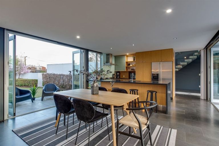 Photo of property in 37 Clifford Avenue, Merivale, Christchurch, 8014