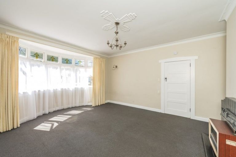 Photo of property in 41 Swiss Avenue, Gonville, Whanganui, 4501