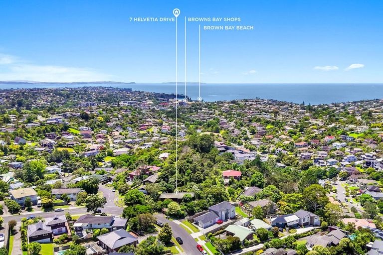 Photo of property in 7 Helvetia Drive, Browns Bay, Auckland, 0630