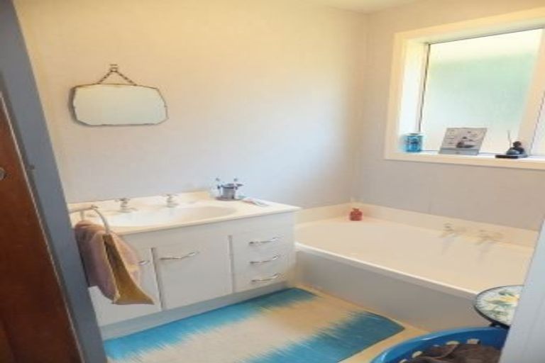 Photo of property in 1/102 Roberta Drive, Somerfield, Christchurch, 8024