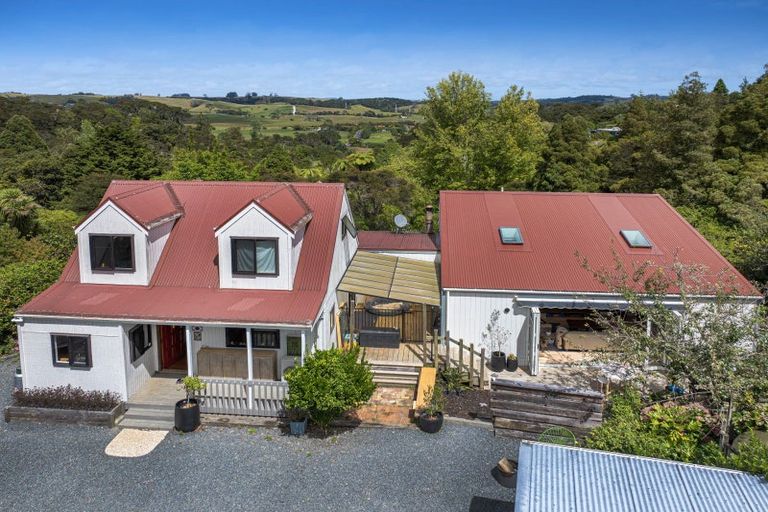 Photo of property in 295 Kanohi Road, Kaukapakapa, 0873