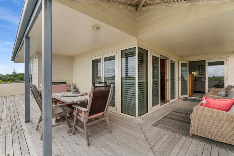 Photo of property in 630 Papamoa Beach Road, Papamoa Beach, Papamoa, 3118