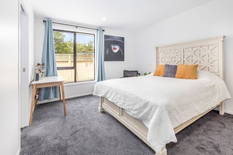 Photo of property in 12 Teiaroa Street, Waikanae, 5036