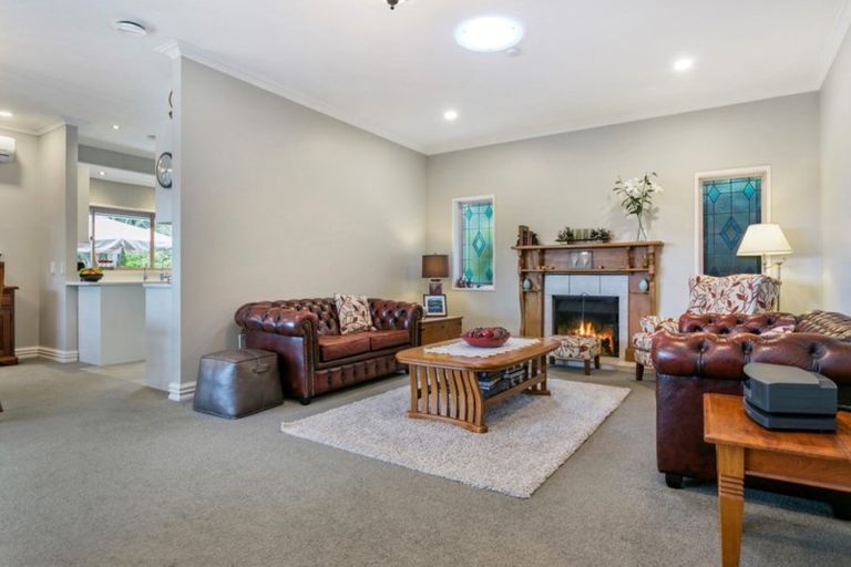 Photo of property in 30 Sheridan Crescent, Leamington, Cambridge, 3432