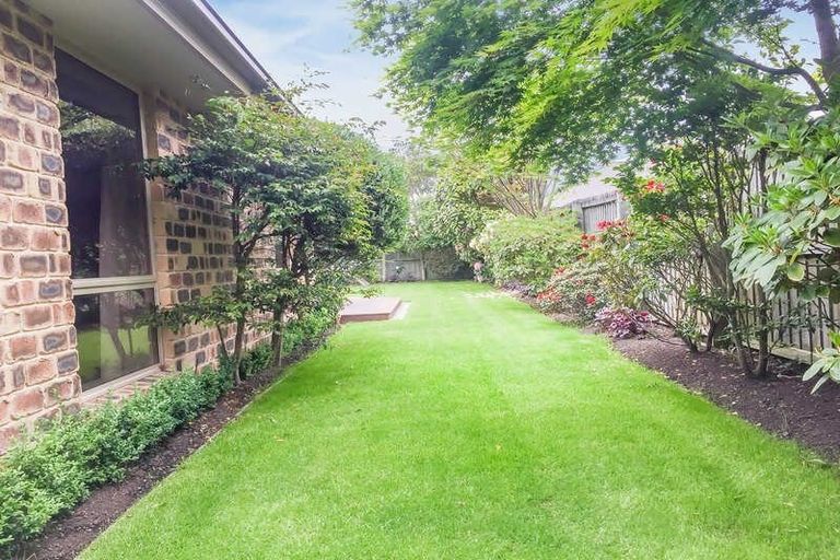 Photo of property in 12 Coolspring Way, Redwood, Christchurch, 8051