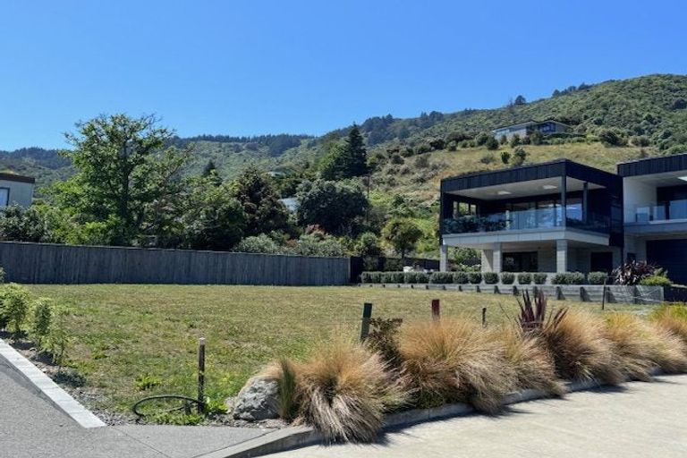 Photo of property in 4 Whaitere Place, Waikawa, Picton, 7220