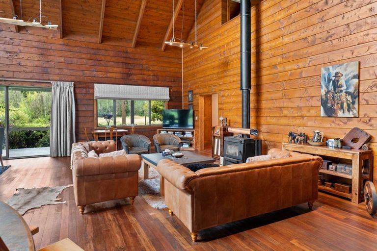 Photo of property in 1190 Old Christchurch Road, Awatuna, Hokitika, 7882