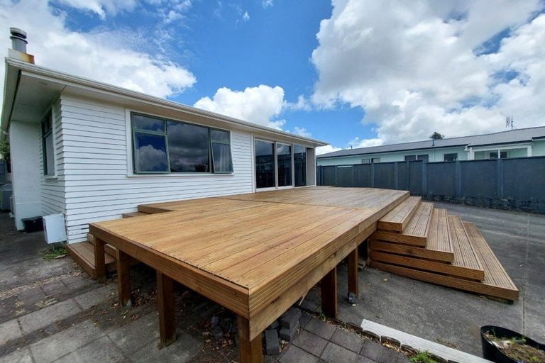 Photo of property in 8a Mahoe Street, Inglewood, 4330