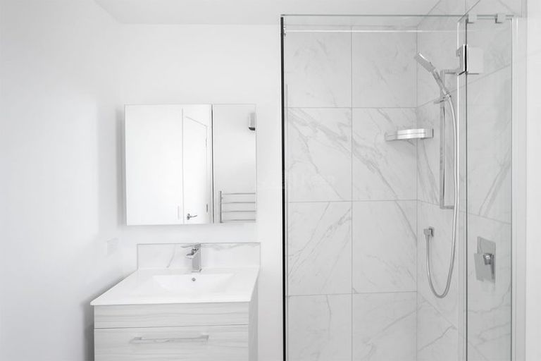 Photo of property in 6/22 Denver Avenue, Sunnyvale, Auckland, 0612