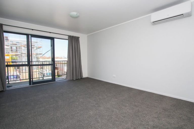 Photo of property in 4/200 Old Farm Road, Hamilton East, Hamilton, 3216