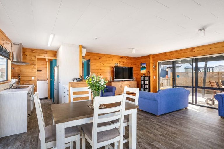 Photo of property in 229b Ocean Road, Whangamata, 3620