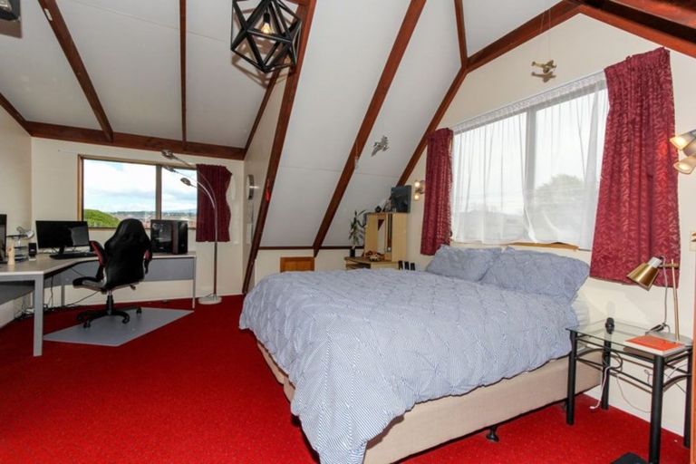 Photo of property in 22 Virginia Place, Whalers Gate, New Plymouth, 4310