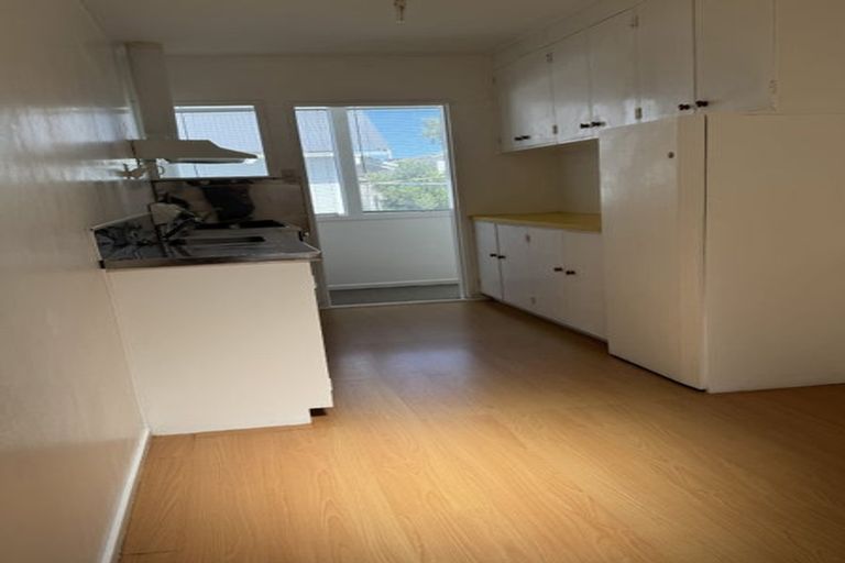 Photo of property in 1/95a Freyberg Street, Lyall Bay, Wellington, 6022
