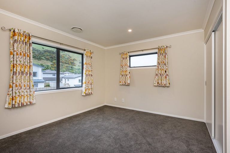 Photo of property in 40 Melksham Drive, Churton Park, Wellington, 6037