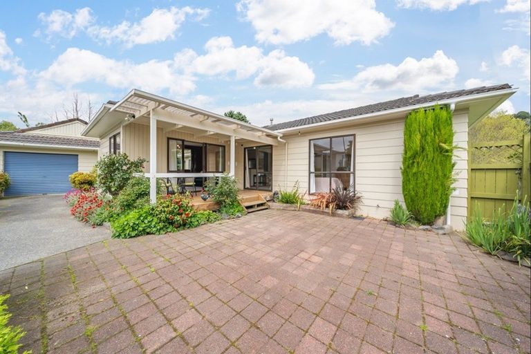 Photo of property in 3 Amber Grove, Birchville, Upper Hutt, 5018