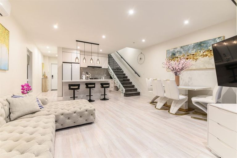 Photo of property in 35 Matakohe Road, Westgate, Auckland, 0814