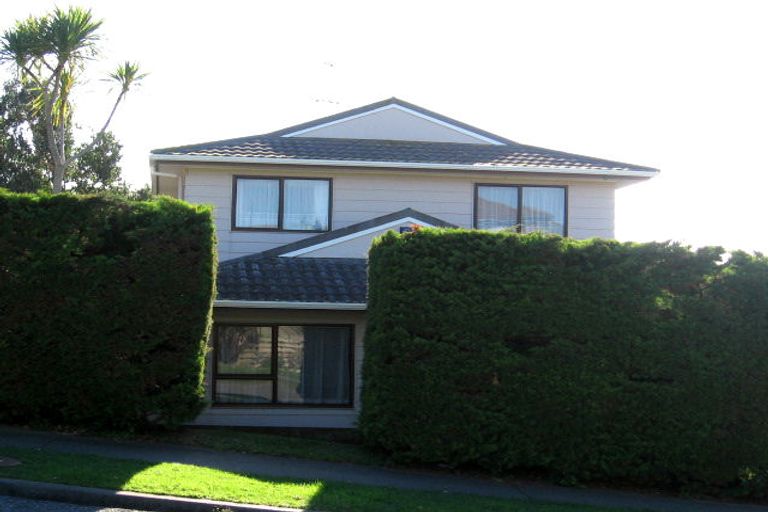 Photo of property in 35 Lakewood Avenue, Churton Park, Wellington, 6037