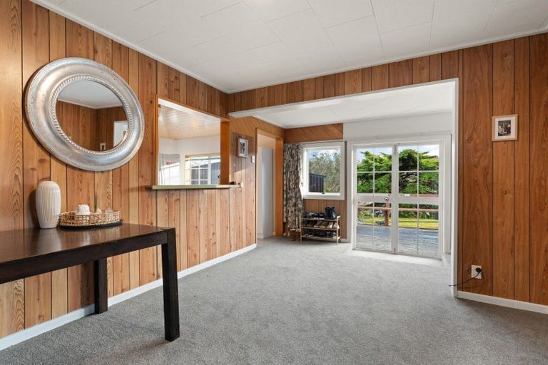 Photo of property in 1 Bath Street, Brighton, Dunedin, 9035