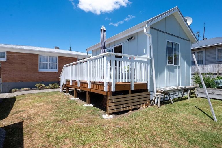 Photo of property in 4 Neil Road, Fairy Springs, Rotorua, 3015