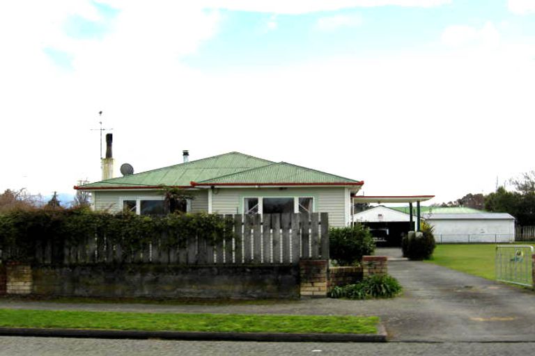 Photo of property in 52 Makoura Road, Masterton, 5810
