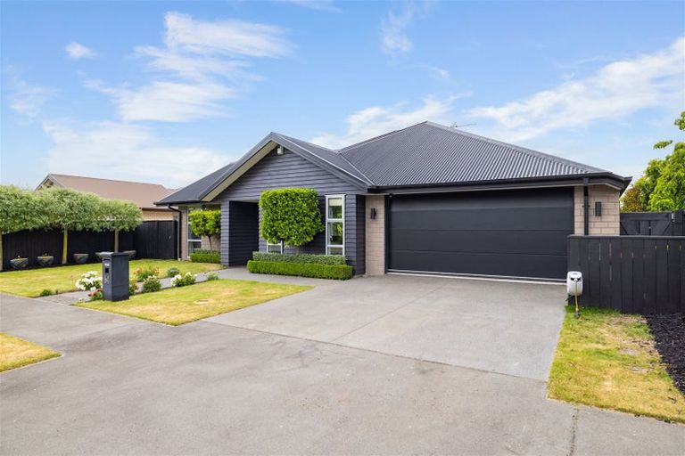 Photo of property in 64 Metehau Street, Marshland, Christchurch, 8083